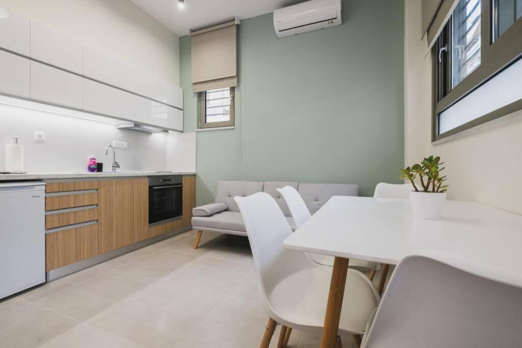 Peris 2 - Central Apt Near Old Town - Ac, Washer خانيا المظهر الخارجي الصورة