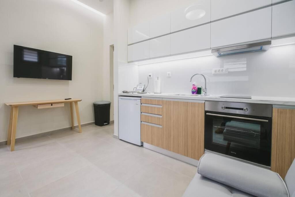 Peris 2 - Central Apt Near Old Town - Ac, Washer خانيا المظهر الخارجي الصورة